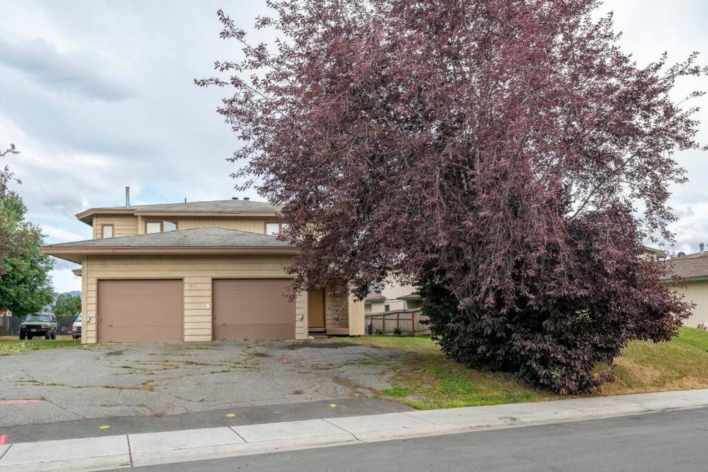 Moose Meadows- Near The Airport, Centrally Located Anchorage Exterior photo